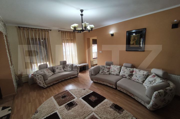 Casă - 4 camere de vanzare CIHEI - Bihor anunturi imobiliare Bihor