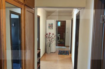 Apartament 4 camere de vanzare MIORITA - Arad anunturi imobiliare Arad