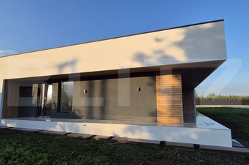 Casă - 3 camere de vanzare SUCEAVA - Suceava anunturi imobiliare Suceava