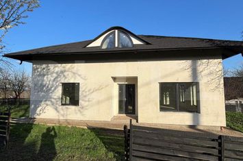 Casă - 6 camere de vanzare SUCEAVA - Suceava anunturi imobiliare Suceava