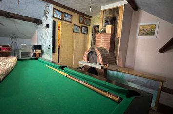 Casă - 4 camere de vanzare RADAUTI - Suceava anunturi imobiliare Suceava