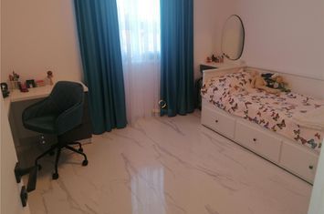 Casă - 3 camere de vanzare CENTRAL - Timis anunturi imobiliare Timis
