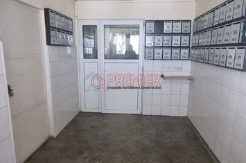 Garsoniera Renovata - Emil Racovita Sector 4 Berceni anunturi imobiliare Bucuresti