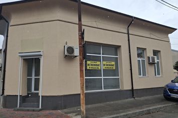 Spatiu comercial stradal strada Traian colt Vasile Lucaciu anunturi imobiliare Bucuresti
