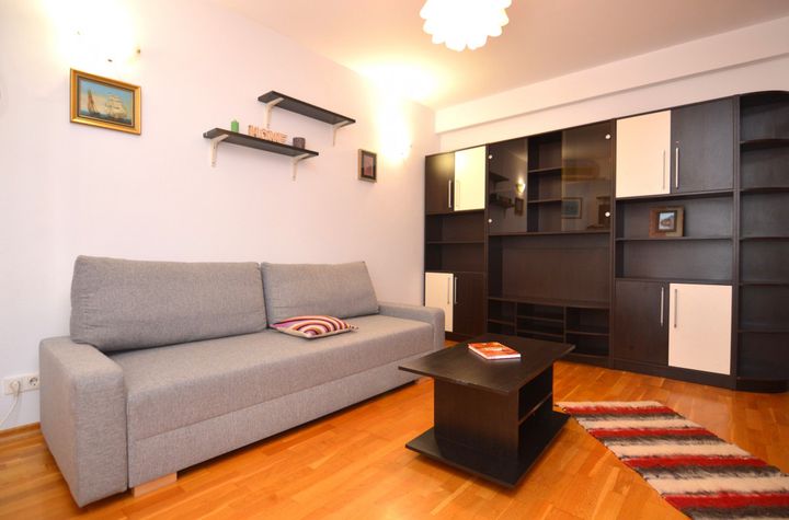 Garsonieră de inchiriat TINERETULUI - Bucuresti anunturi imobiliare Bucuresti