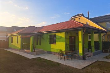 Casă - 3 camere de vanzare BORS  - Bihor anunturi imobiliare Bihor