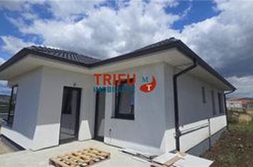 Casă - 4 camere de vanzare CENTRAL - Alba anunturi imobiliare Alba
