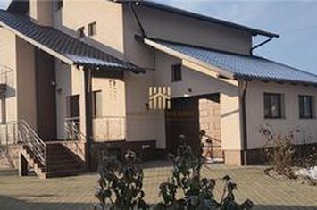 Casă - 6 camere de vanzare ITCANI - Suceava anunturi imobiliare Suceava