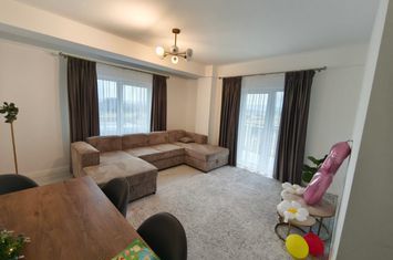 Apartament 3 camere de vanzare RADAUTI - Suceava anunturi imobiliare Suceava