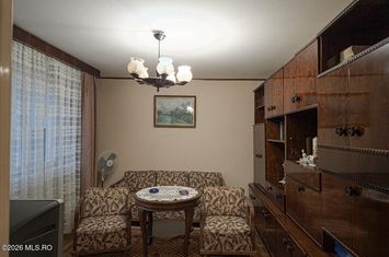 Gheorghe Lazar - 4 Camere, Decomandat, Etaj 3, 2 Bai, Centrala Proprie anunturi imobiliare Timis