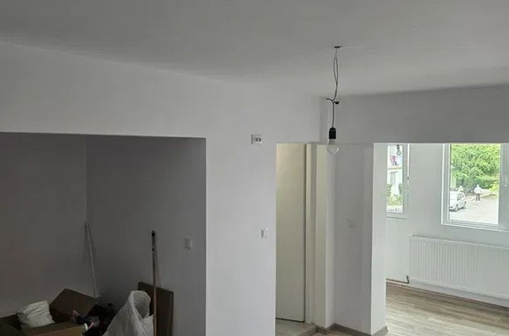 Garsonieră de vanzare BARTOLOMEU - Brasov anunturi imobiliare Brasov