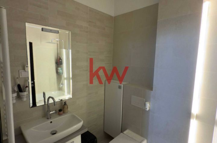 Apartament 3 camere de vanzare IASI - Iasi anunturi imobiliare Iasi