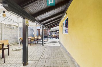 Afacere la cheie pe Plaja Ghioroc. anunturi imobiliare Arad