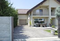 260.000 €, Vilă