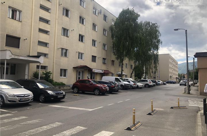 Garsonieră de vanzare TRACTORUL - Brasov anunturi imobiliare Brasov