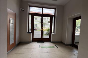Spațiu comercial de inchiriat ULTRACENTRAL - Harghita anunturi imobiliare Harghita