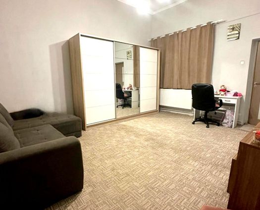 Apartament 3 camere Oradea, 82 mp