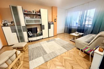 Apartament 3 camere de vanzare CUGIR - Alba anunturi imobiliare Alba