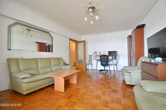 Apartament 3 camere de vânzare Bucuresti - Calarasilor