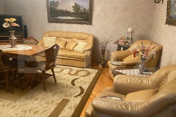Vilă - 7 camere de vanzare SUCEAVA - Suceava anunturi imobiliare Suceava