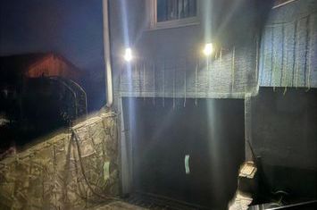 Vilă - 4 camere de vanzare RADAUTI - Suceava anunturi imobiliare Suceava