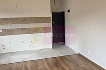 Apartament 2 camere, etaj 2, de vanzare in Busteni anunturi imobiliare Prahova