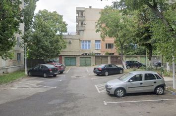 Garaj cu CF, 20 mp, Piata Bucuresti.  14 900 E (neg). Comision 0 anunturi imobiliare Bihor