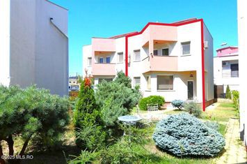 Mamaia Nord - Scoica Land, casa de vacanta la mare, P+1E+Terasa! anunturi imobiliare Constanta