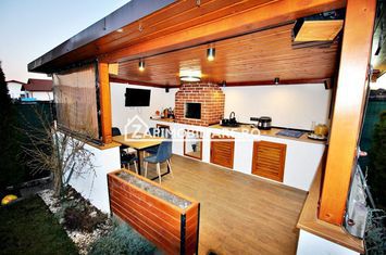 Casa 3 camere la cheie mobilata si utilată,110mp,370mp teren anunturi imobiliare Mures