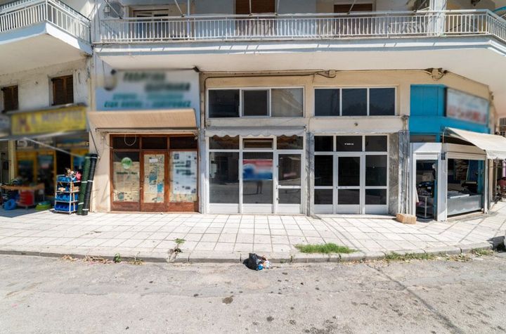 Spațiu comercial 33 mp în centrul Drama anunturi imobiliare Grecia