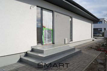 Casă - 4 camere de vanzare STUPINI - Brasov anunturi imobiliare Brasov
