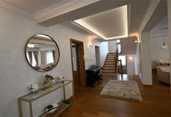 880.000 €, Casă