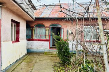 Casă - 3 camere de vanzare TITU - Dambovita anunturi imobiliare Dambovita