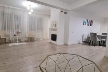 Vilă - 4 camere de vanzare FLORESTI - Cluj anunturi imobiliare Cluj