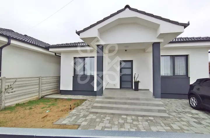 Casa moderna cu 3 dormitoare in Sanmartin anunturi imobiliare Bihor