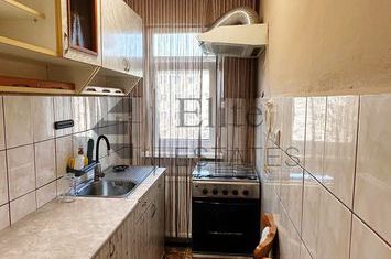 Apartament cu 3 camere de inchiriat in Nufarul anunturi imobiliare Bihor