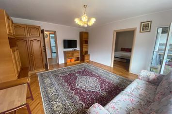 Vanzare apartament renovat 3 camere imobil 1992 Panduri metrou Academie anunturi imobiliare Bucuresti