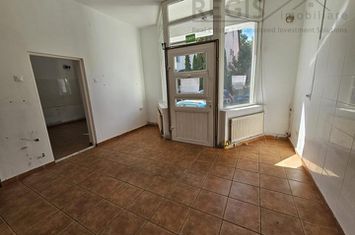 Spațiu comercial de inchiriat ASTRA - Brasov anunturi imobiliare Brasov