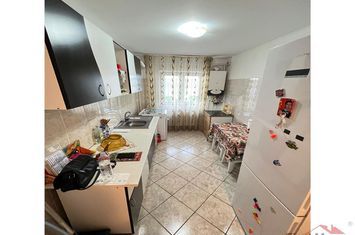 Apartament 2 camere de vanzare GARA - Vrancea anunturi imobiliare Vrancea