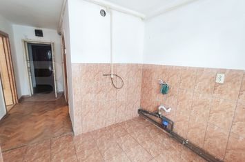 Garsonieră de vanzare SATU MARE - Satu Mare anunturi imobiliare Satu Mare
