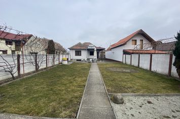 Casă - 4 camere de vanzare SIBIU - Sibiu anunturi imobiliare Sibiu