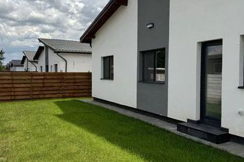 Casă - 4 camere de vanzare TARLUNGENI - Brasov anunturi imobiliare Brasov