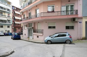 Apartament 2 camere, 64 mp — parter, Drama anunturi imobiliare Grecia