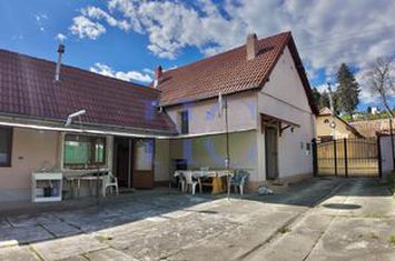 Casă - 4 camere de vanzare SACADATE - Sibiu anunturi imobiliare Sibiu