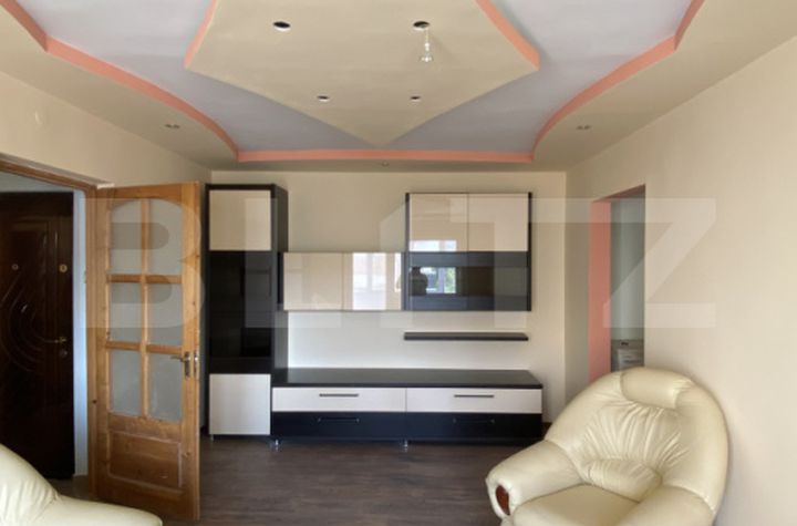 Apartament 3 camere de vanzare DEJ - Cluj anunturi imobiliare Cluj