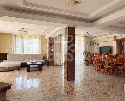 Vilă 4 cam Santandrei, 180 mp, P+1