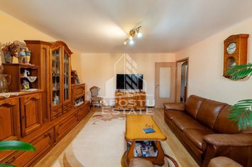 Apartament cu 3 camere,  doua bai , centrala termica , decomandat anunturi imobiliare Timis
