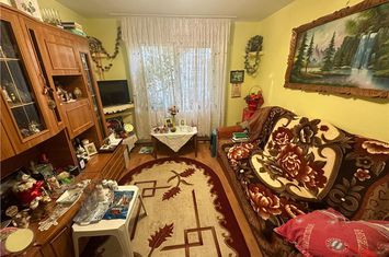 Apartament 3 camere de vanzare SUD - Vrancea anunturi imobiliare Vrancea