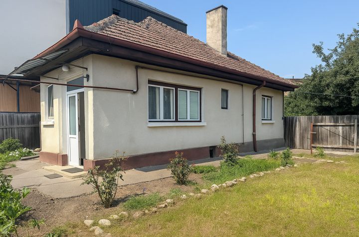 Casă - 2 camere de vanzare BRASOV - Brasov anunturi imobiliare Brasov