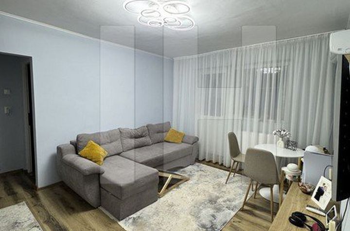 Apartament 3 camere de vanzare CLUJ-NAPOCA - Cluj anunturi imobiliare Cluj